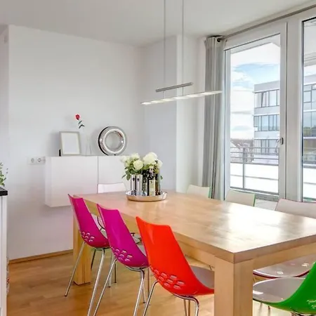 Luxus Penthaus Mit 150qm Dachterrasse Apartment *