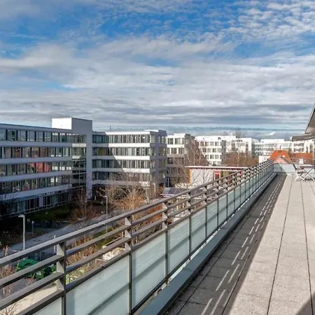 Apartment Luxus Penthaus Mit 150qm Dachterrasse *