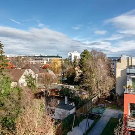 Apartment Luxus Penthaus Mit 150qm Dachterrasse München